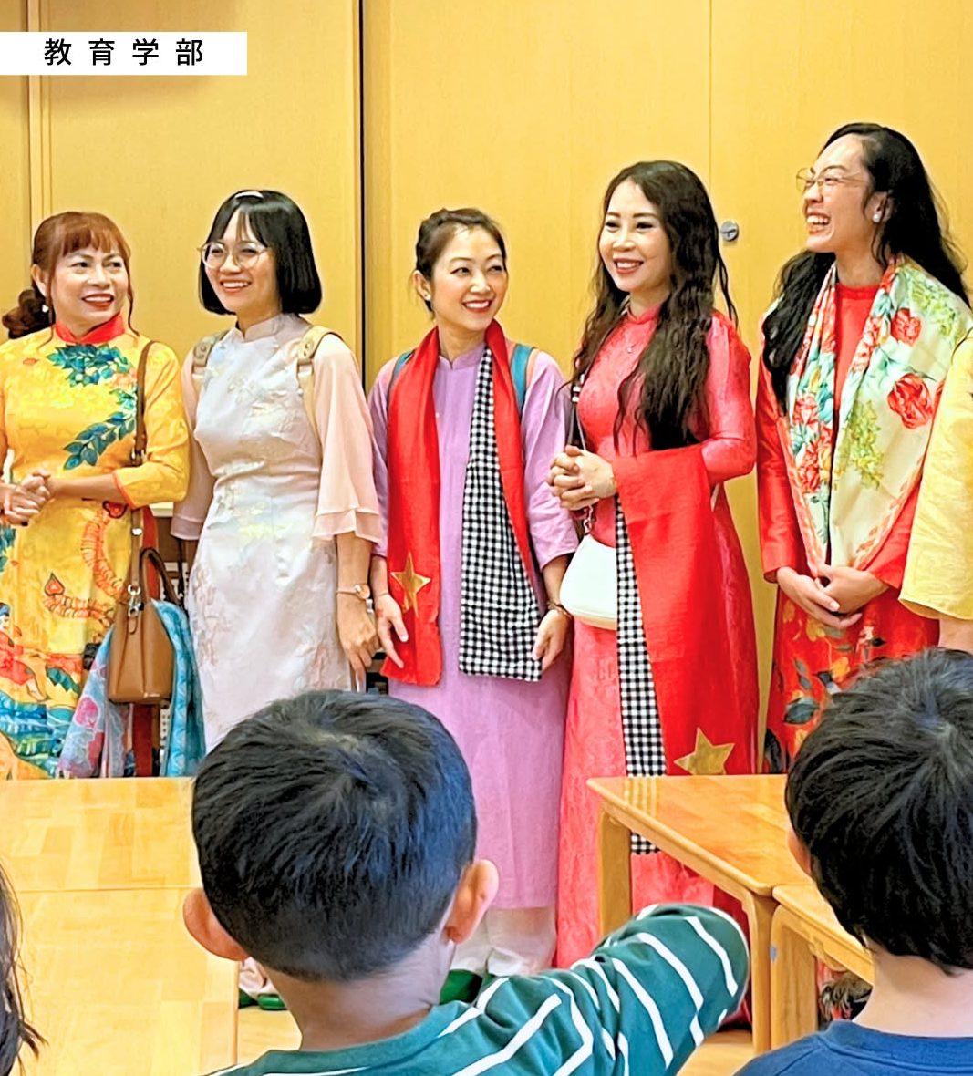 ベトナム・ホーチミン市師範大学の専門家チームが教育学部を視察